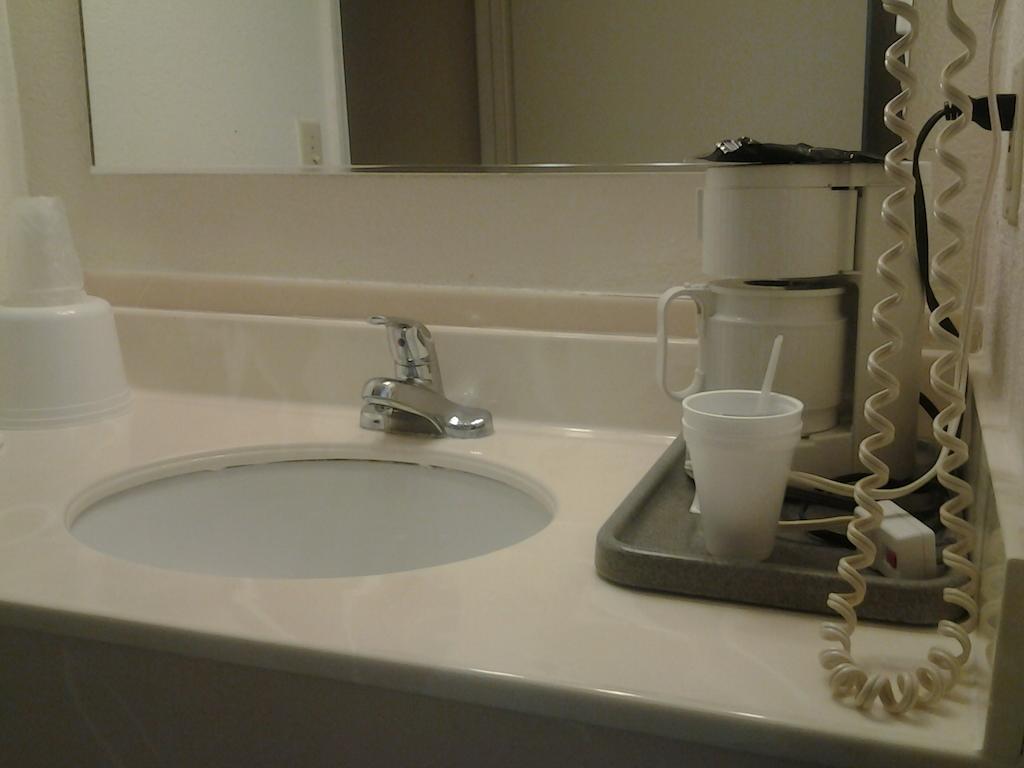 Budget Inn Tulare Bagian luar foto